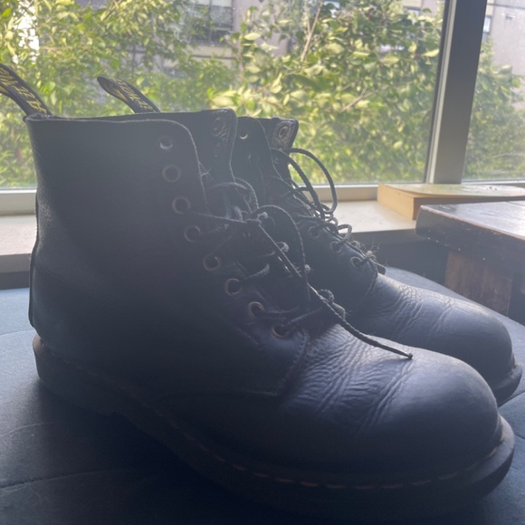 Well worn Dr.Martens - Picture 2 of 6